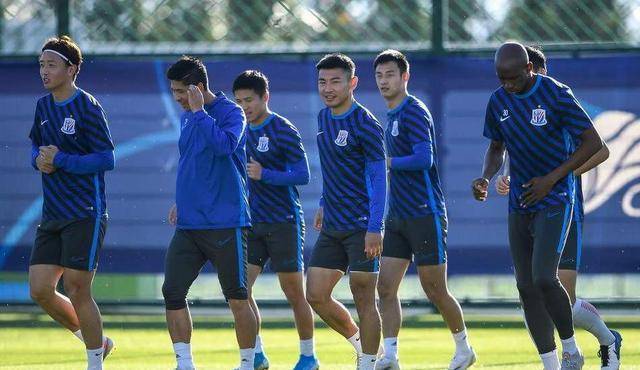  国际米兰新援闪耀首秀，梅开二度助球队完胜斯佩齐亚